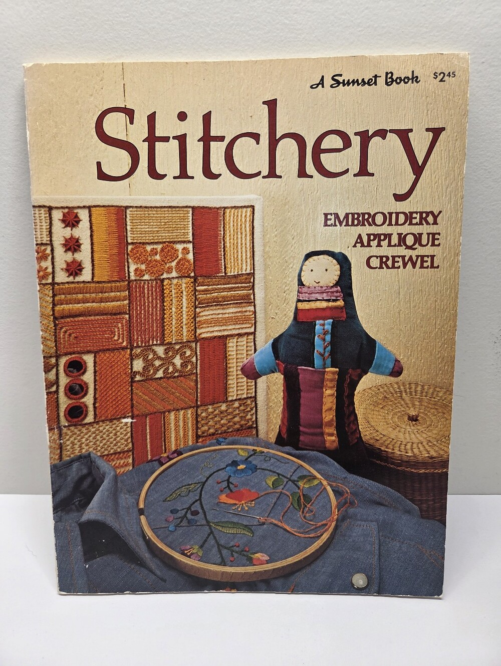 VTG 70s Sunset Stitchery Embroidery Applique Crewel Craft Book